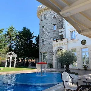 https://castle-konti.hotels-in-tirana.com